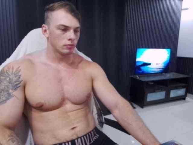 StrongGragXXX