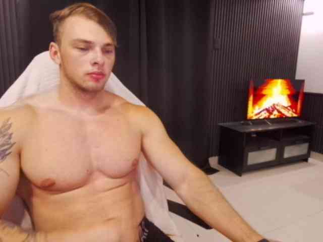 StrongGragXXX Sex Cam Show