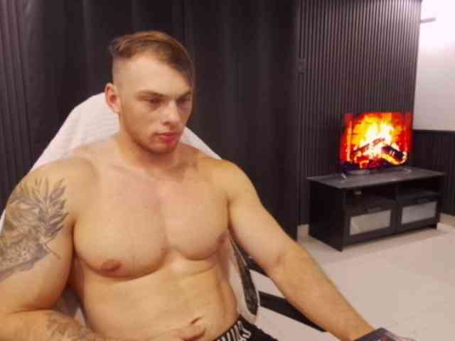 StrongGragXXX StrongGragXXX