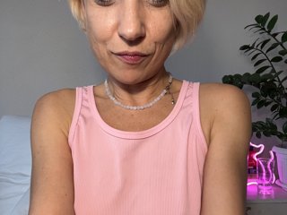 KISANA Porn Show