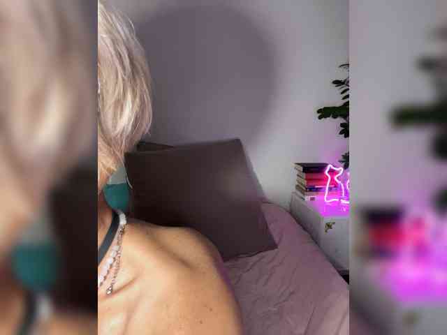 KISANA webcam