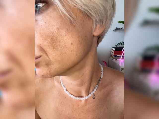 KISANA webcam