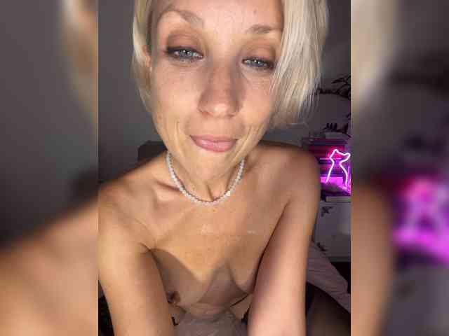 KISANA webcam