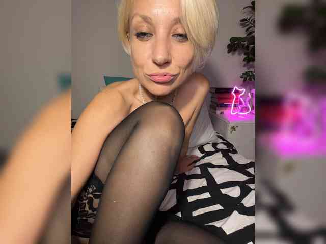 KISANA webcam