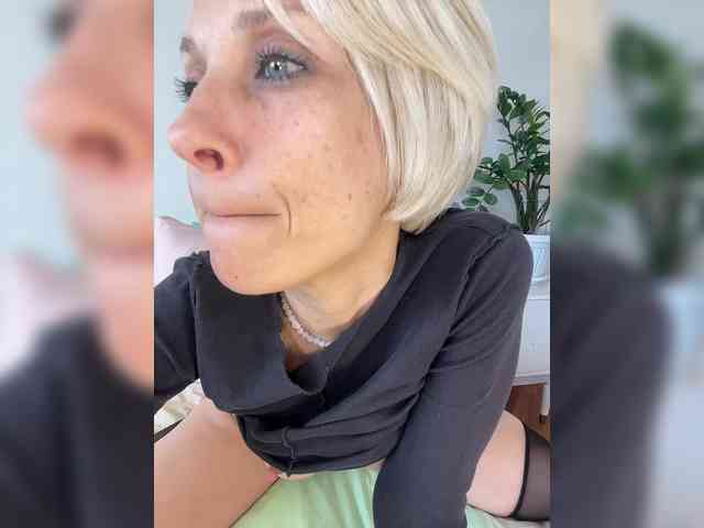KISANA webcam