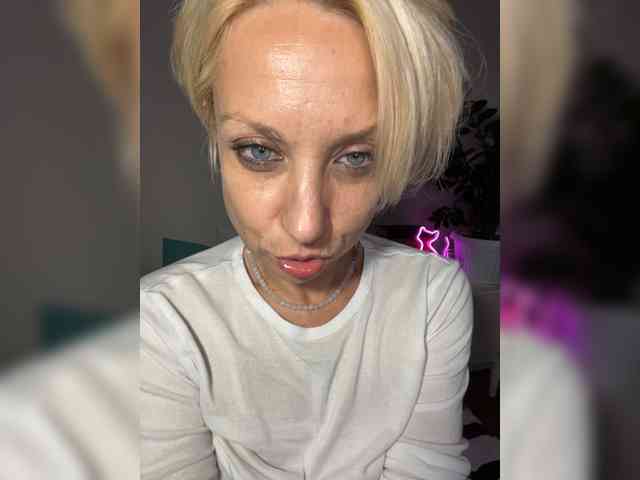 KISANA webcam