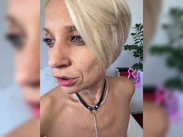 KISANA webcam