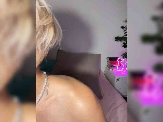 KISANA webcam