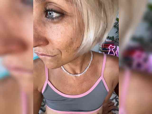 KISANA webcam