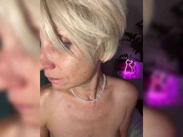 KISANA webcam