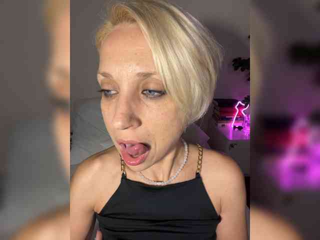 KISANA webcam