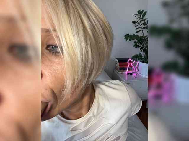 KISANA webcam