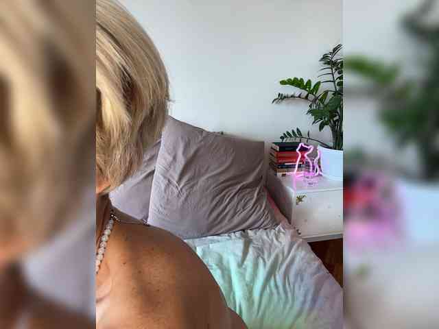 KISANA webcam