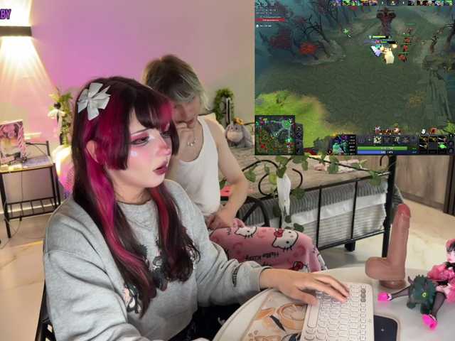 h3ntai-baby live show