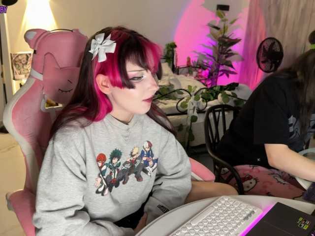 h3ntai-baby live cam on BongaCams