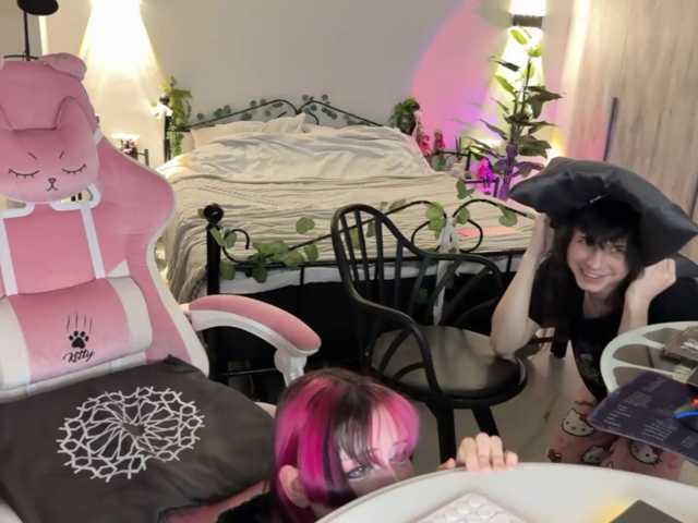 h3ntai-baby live cam on BongaCams