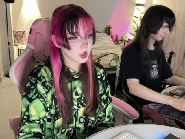h3ntai-baby live cam preview