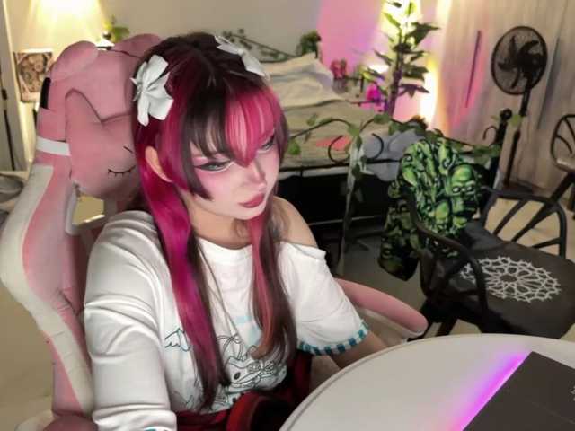 h3ntai-baby live cam on BongaCams