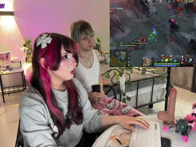 h3ntai-baby live show