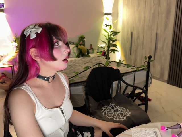 h3ntai-baby live webcam show