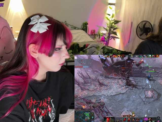 h3ntai-baby live cam preview