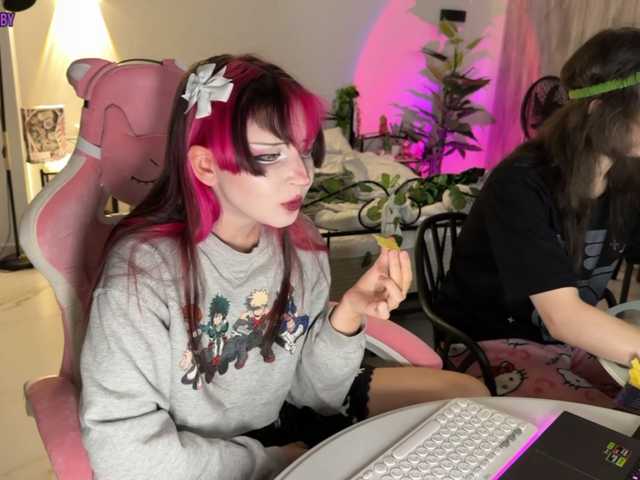 h3ntai-baby live cam on BongaCams
