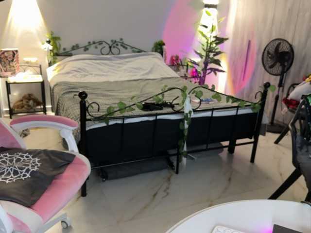 h3ntai-baby live cam on BongaCams