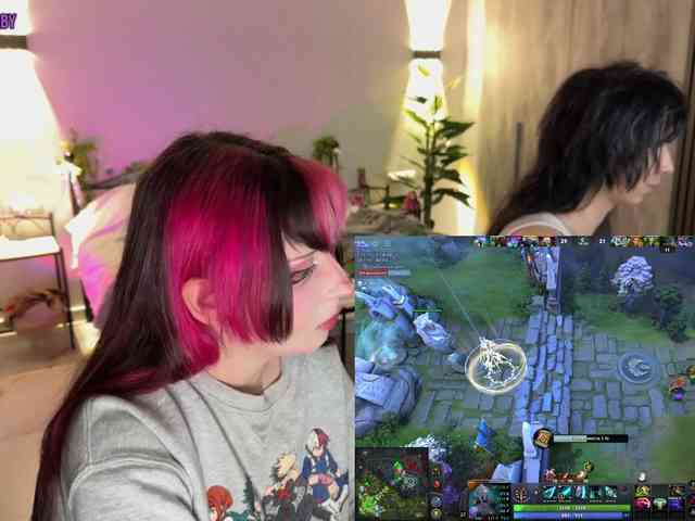 h3ntai-baby webcam