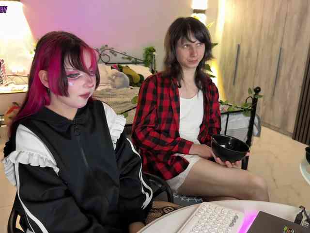 h3ntai-baby webcam