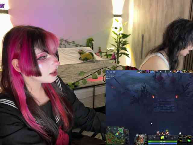 h3ntai-baby webcam