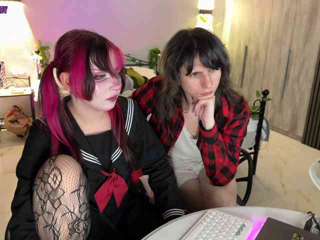 h3ntai-baby webcam