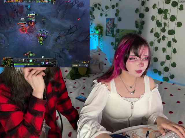 h3ntai-baby webcam