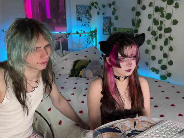 h3ntai-baby webcam