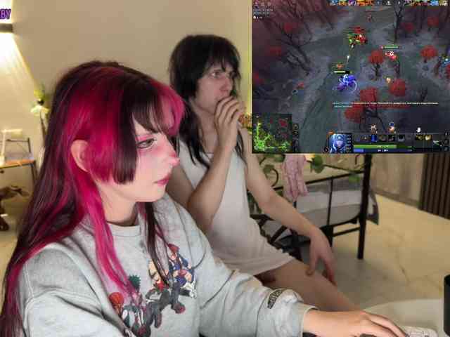 h3ntai-baby webcam