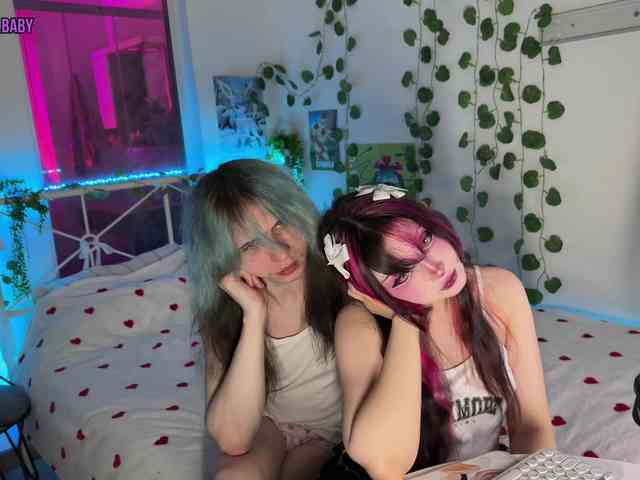 h3ntai-baby webcam