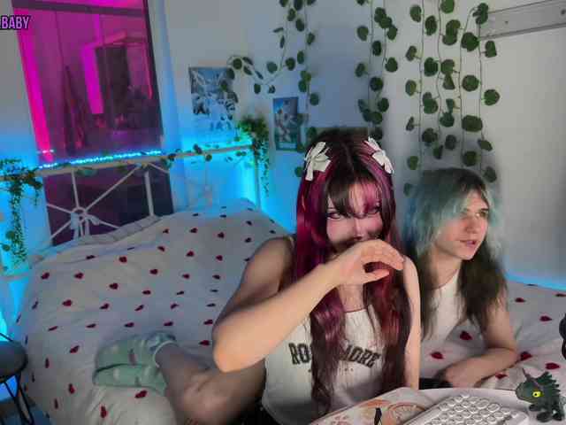 h3ntai-baby webcam