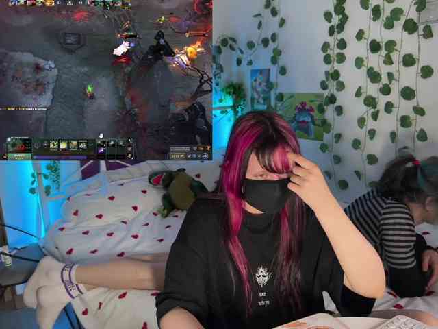 h3ntai-baby webcam