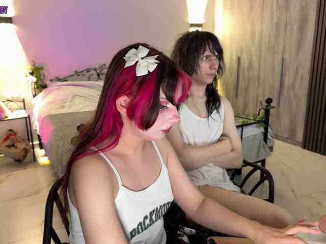 h3ntai-baby webcam
