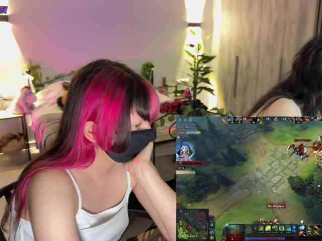 h3ntai-baby webcam