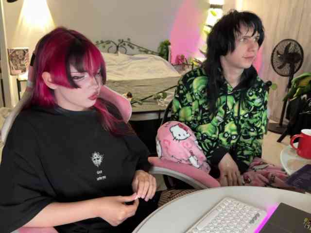 h3ntai-baby webcam