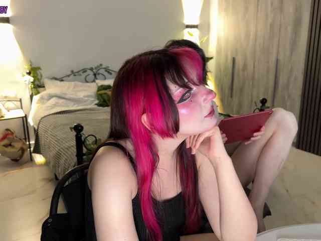 h3ntai-baby webcam