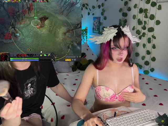 h3ntai-baby webcam