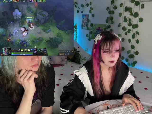 h3ntai-baby webcam
