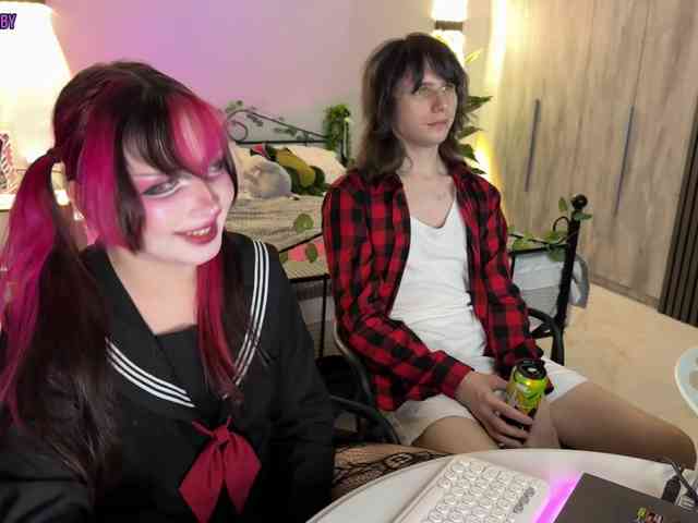 h3ntai-baby webcam