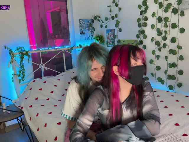 h3ntai-baby webcam