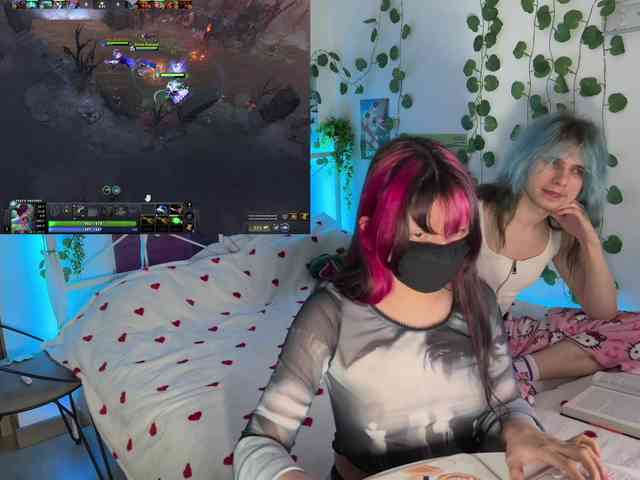 h3ntai-baby webcam