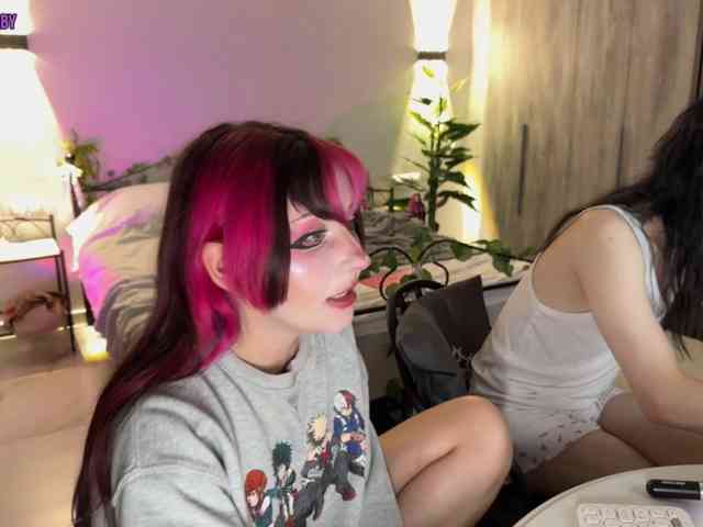 h3ntai-baby webcam