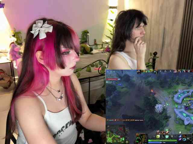 h3ntai-baby webcam