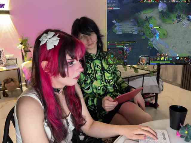h3ntai-baby webcam