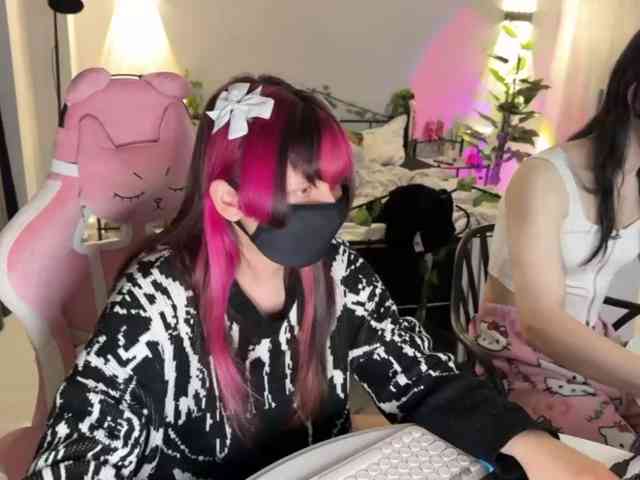 h3ntai-baby webcam